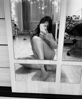 Азалия, 24 года, 2 размер груди